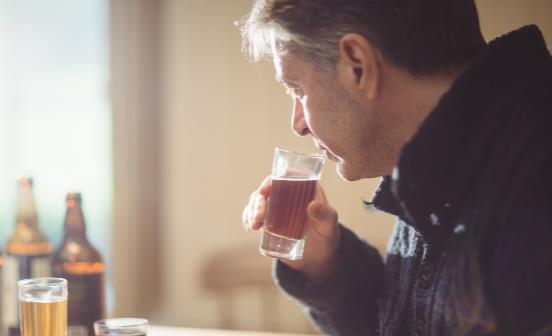 营养师教你十妙招千杯不醉 解酒的最快方法是什么